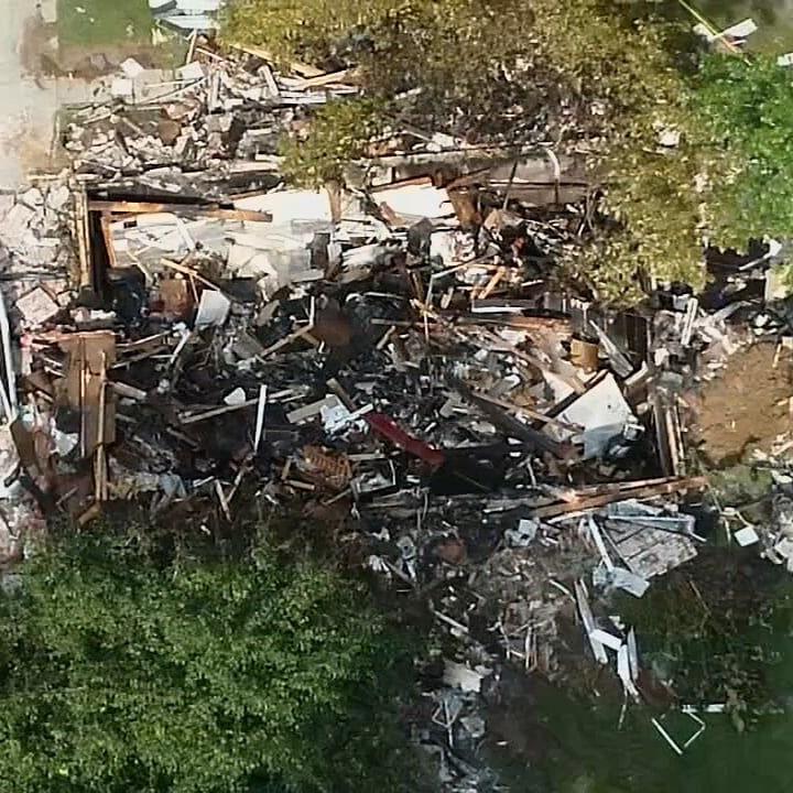 5 people facing life-threatening injuries after home exploded overnight in Jeffersonville